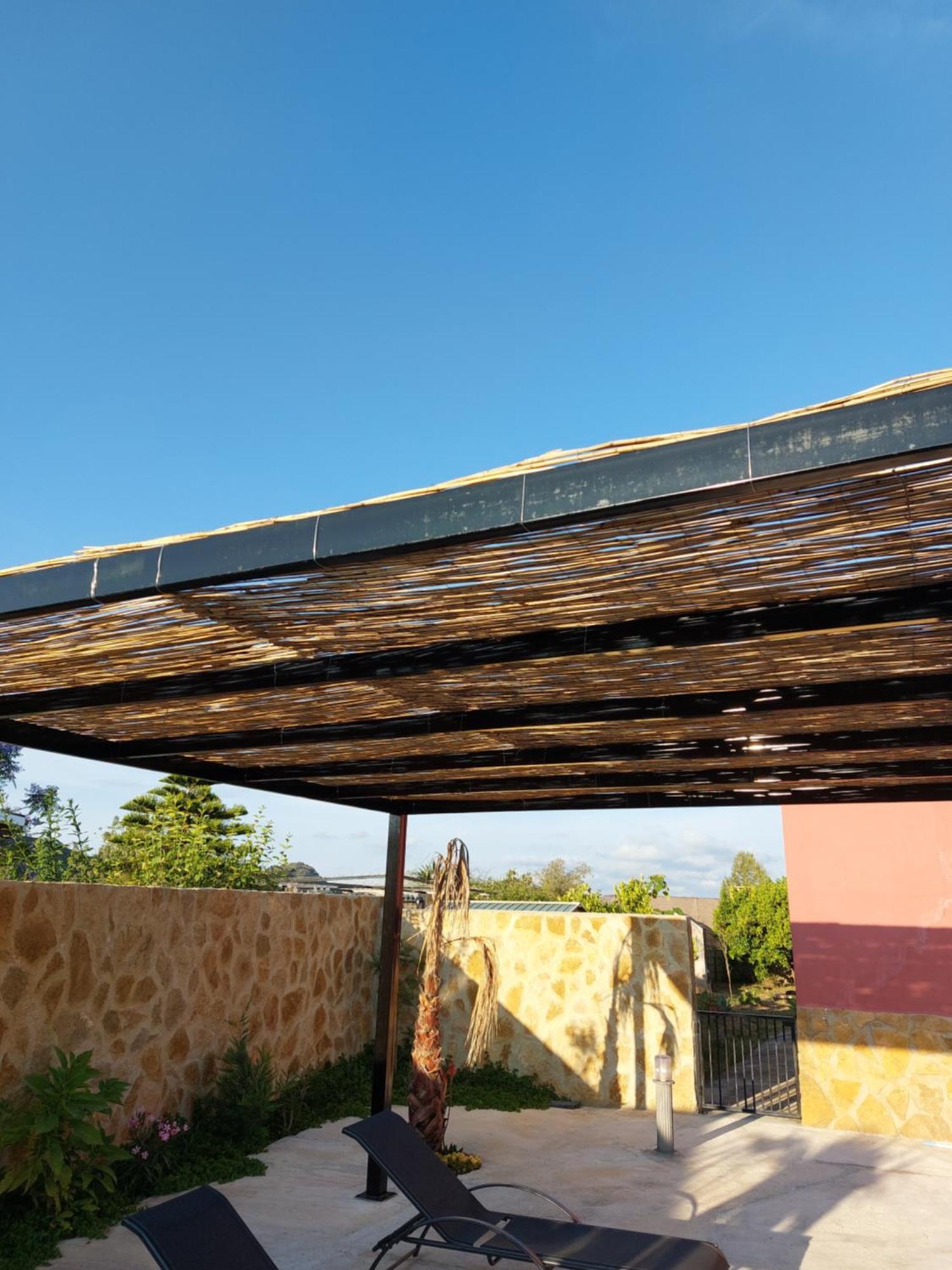 Les Berreries Montroy Exterior foto