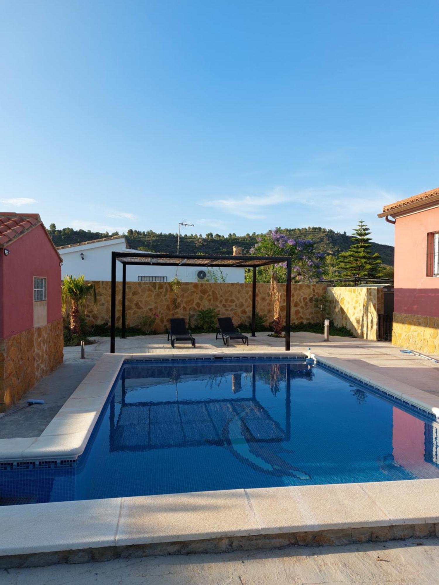 Les Berreries Montroy Exterior foto